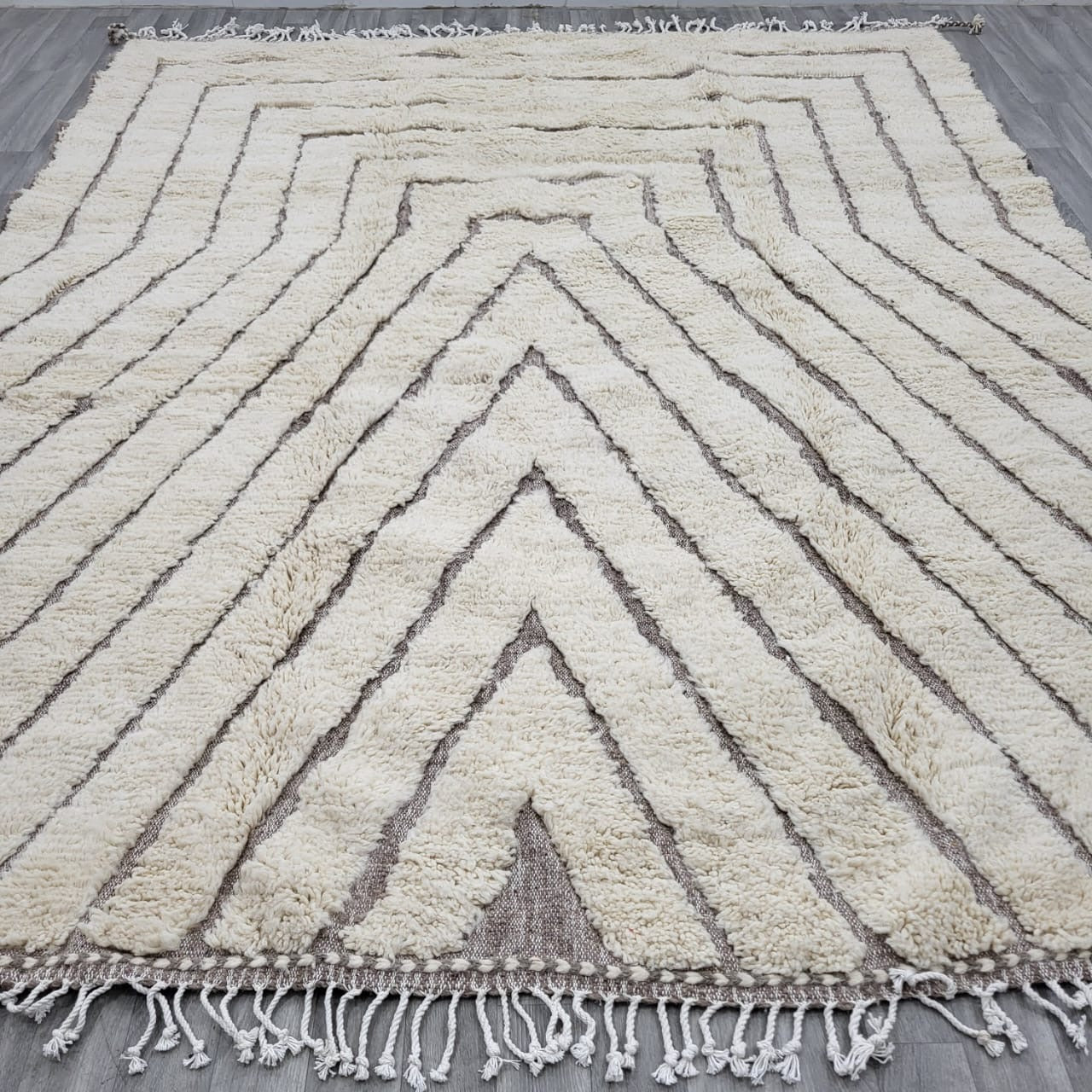 8x10 ft morocccan wool rug