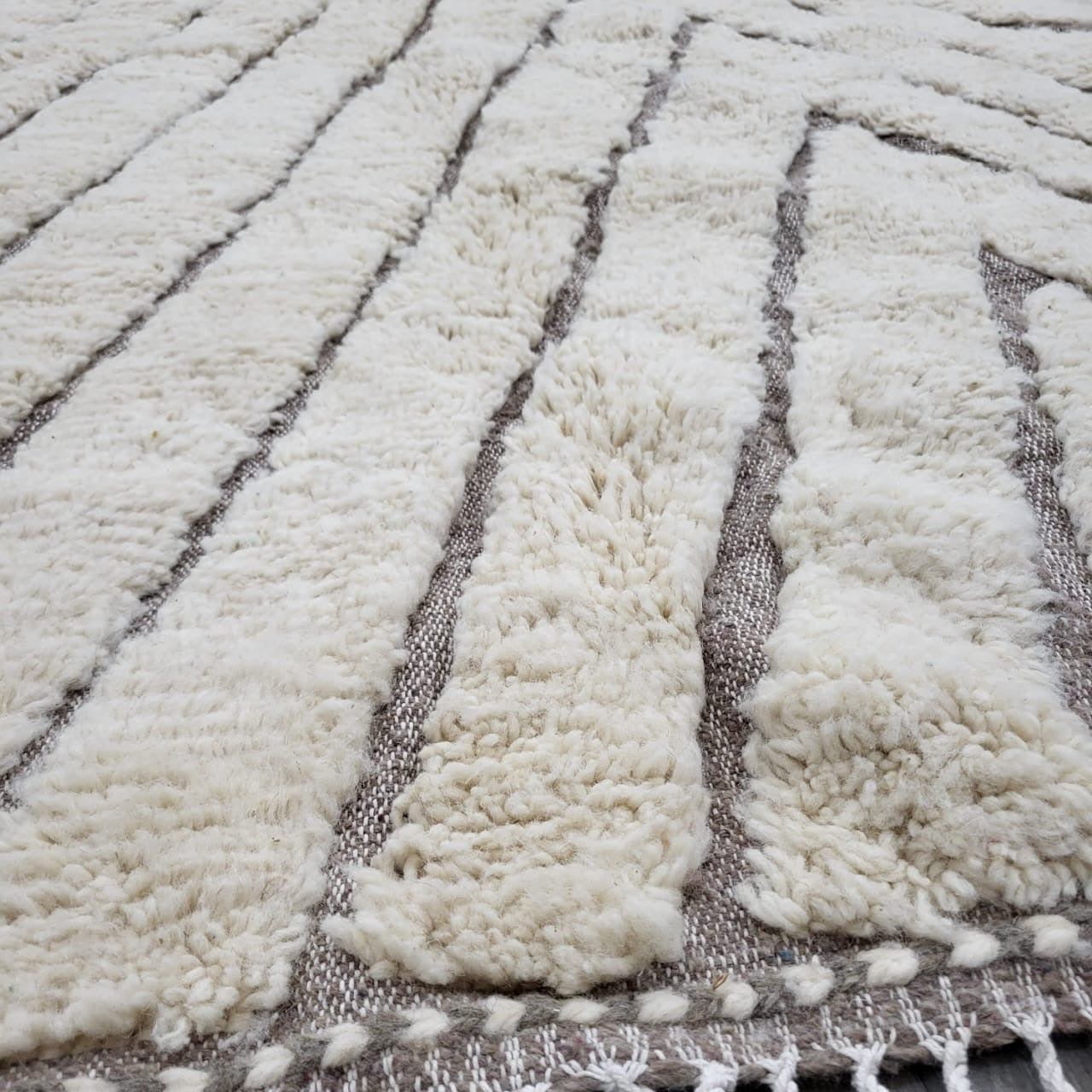 8x10 ft morocccan wool rug