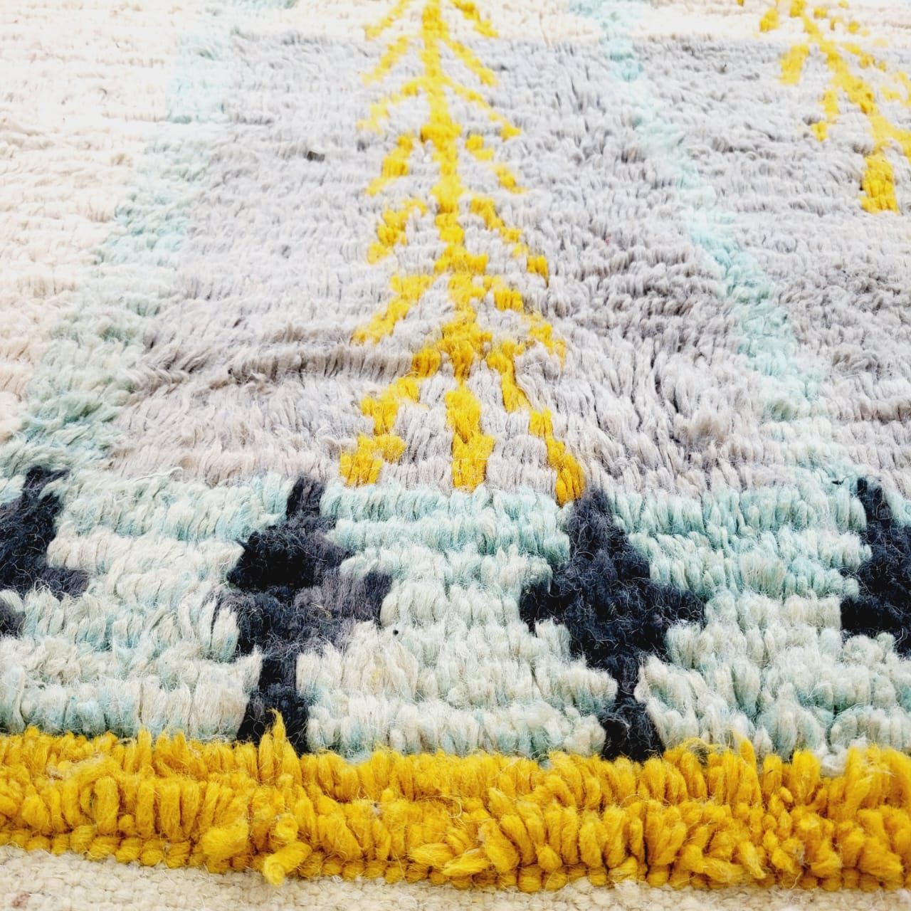 Moroccan Handmade rug ,Beni ourain style Morocco wool Berber Rug, modern rug, Hand woven rug...